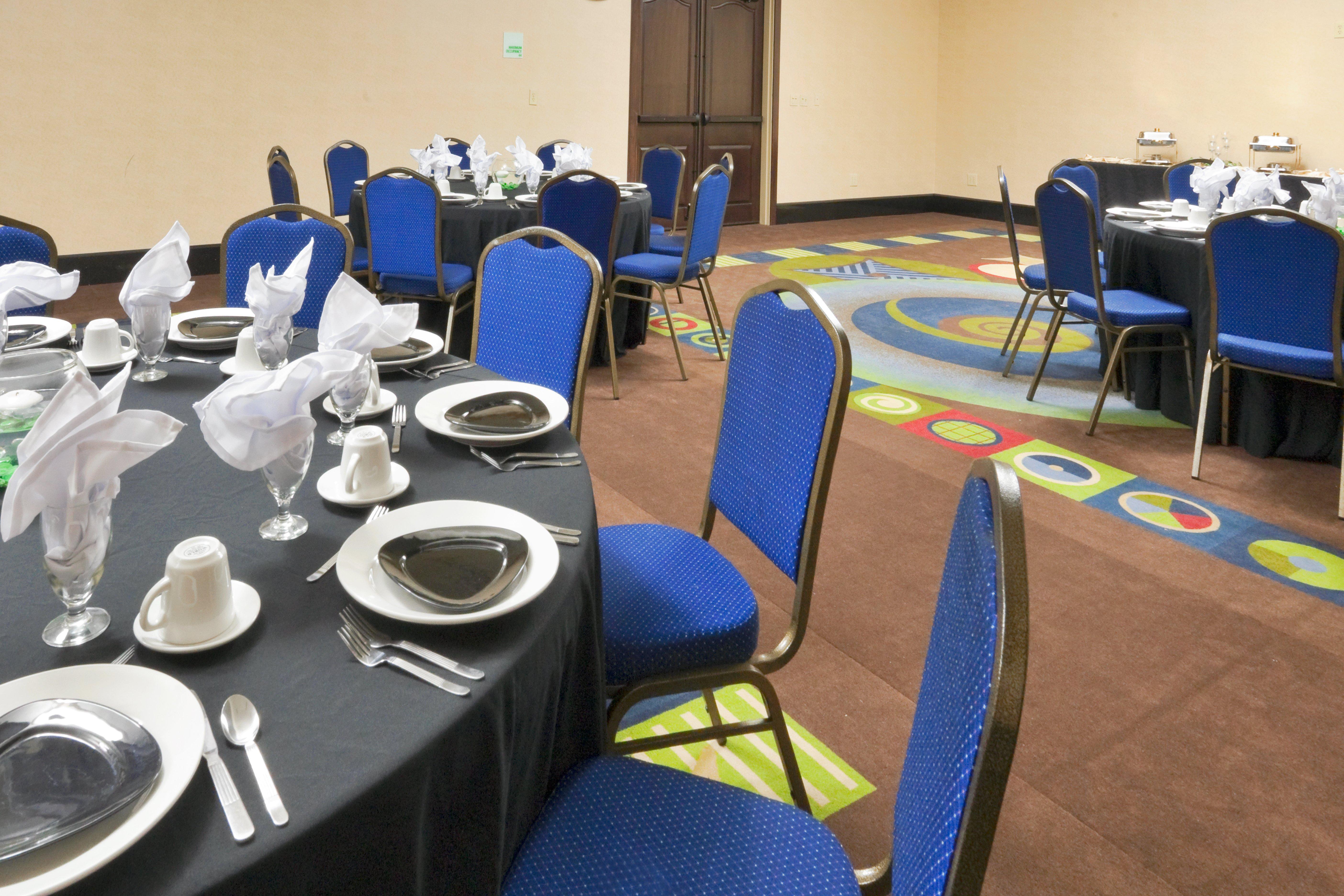 Holiday Inn Hotel & Suites Waco Northwest By Ihg Bellmead Exterior foto
